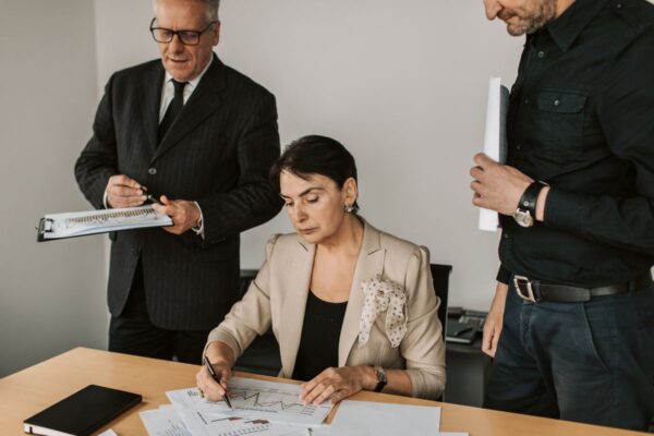 Contratar CFO: Guia Estrategico para Encontrar o Lider Financeiro Certo